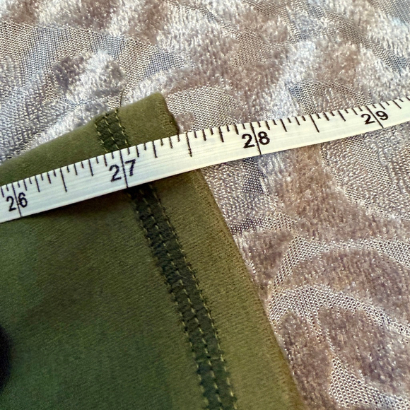 By Egreis Designer Olive Green Leggings – Women's Small (b1) - Picture 8 of 10